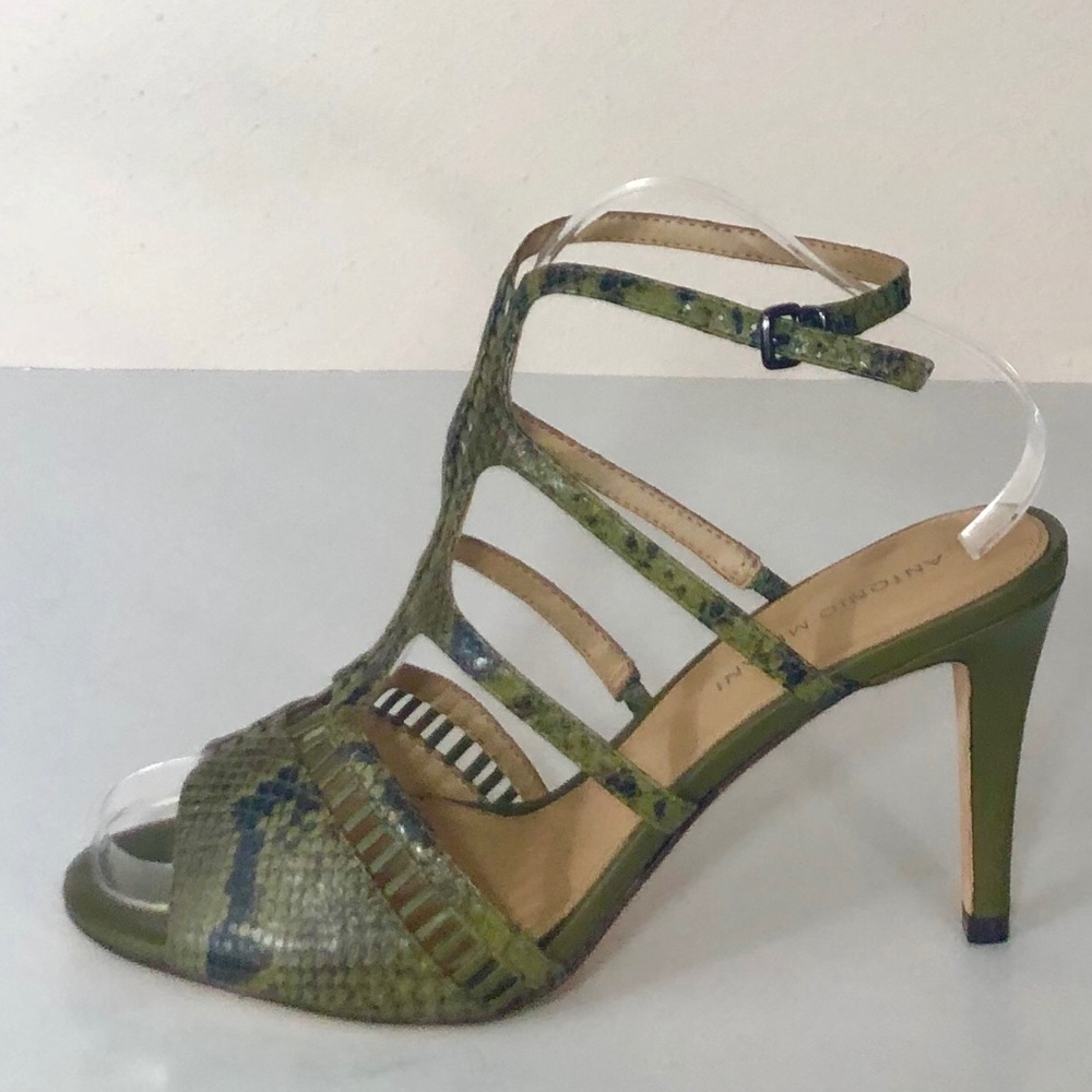 New Antonio Melani Green Snake Sandals Size 9.5
